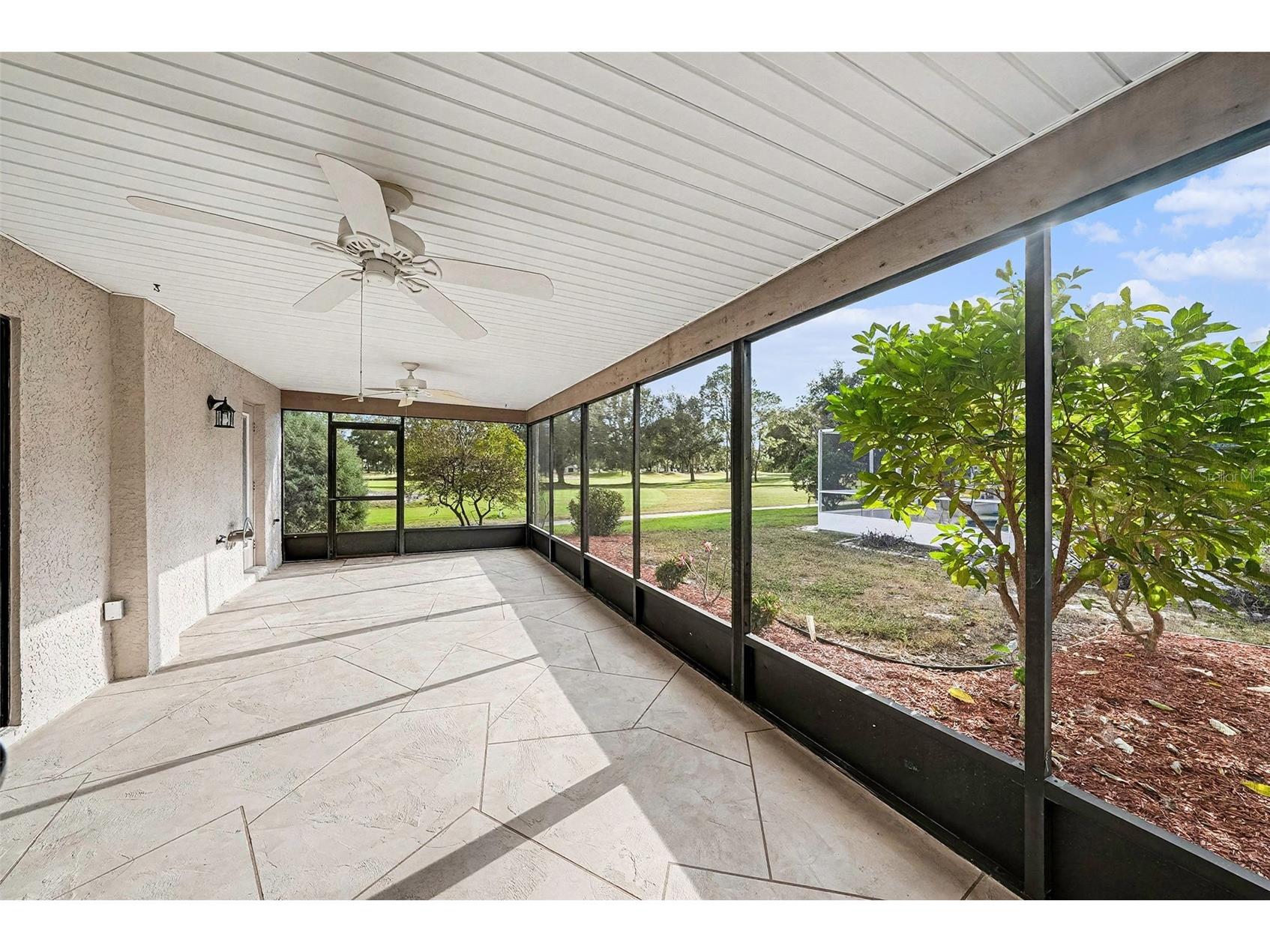 11325 Glenmont Drive Tampa FL 33635 TB8502029 image26