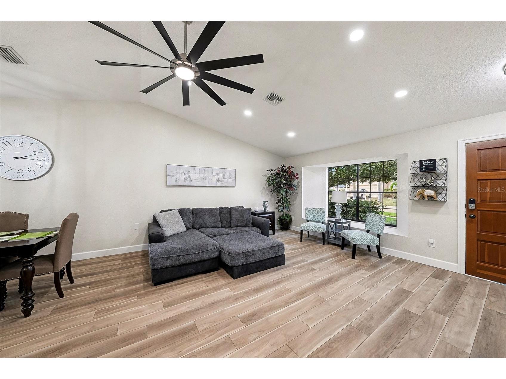 11325 Glenmont Drive Tampa FL 33635 TB8502029 image3