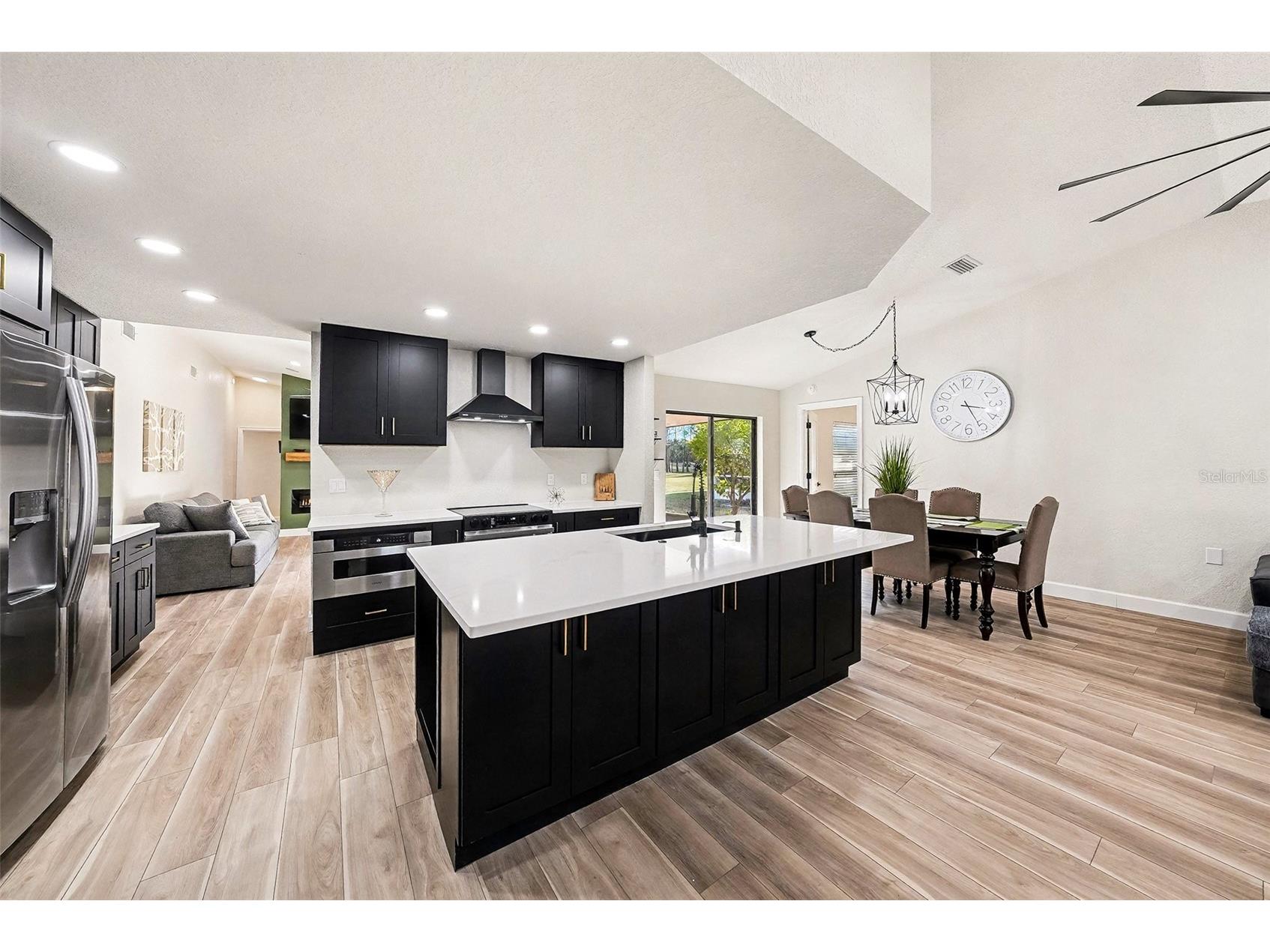 11325 Glenmont Drive Tampa FL 33635 TB8502029 image9