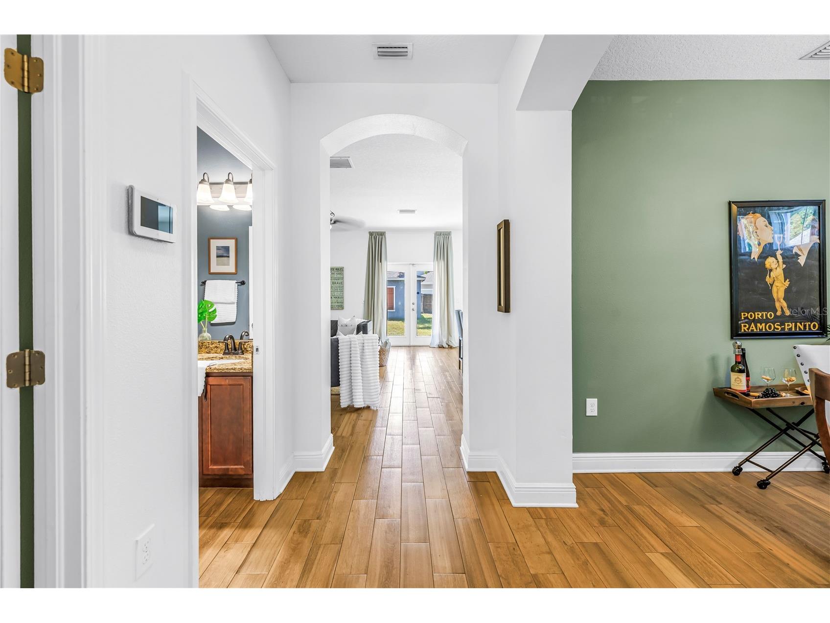 1133 14th Street N Saint Petersburg FL 33705 TB8522314 image8