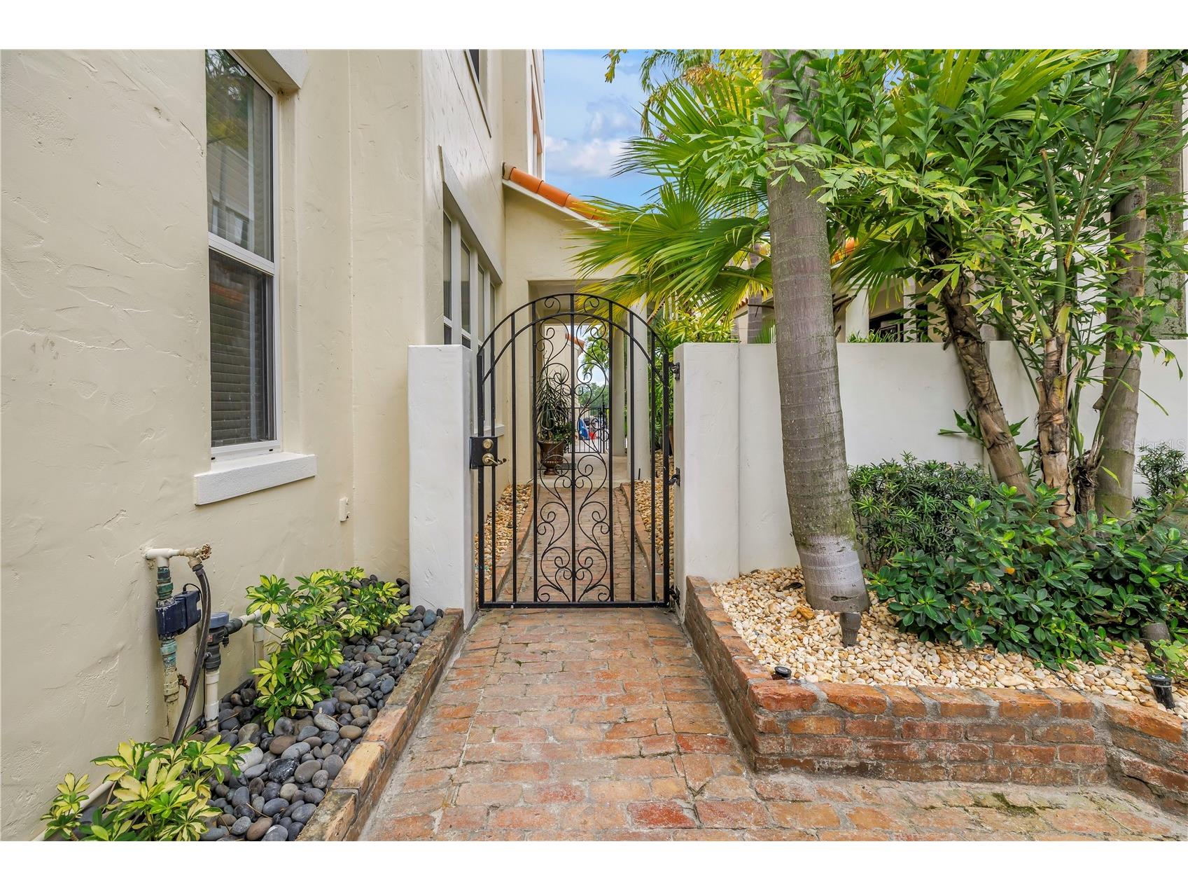 1133 Abbeys Way Tampa FL 33602 TB8503083 image88