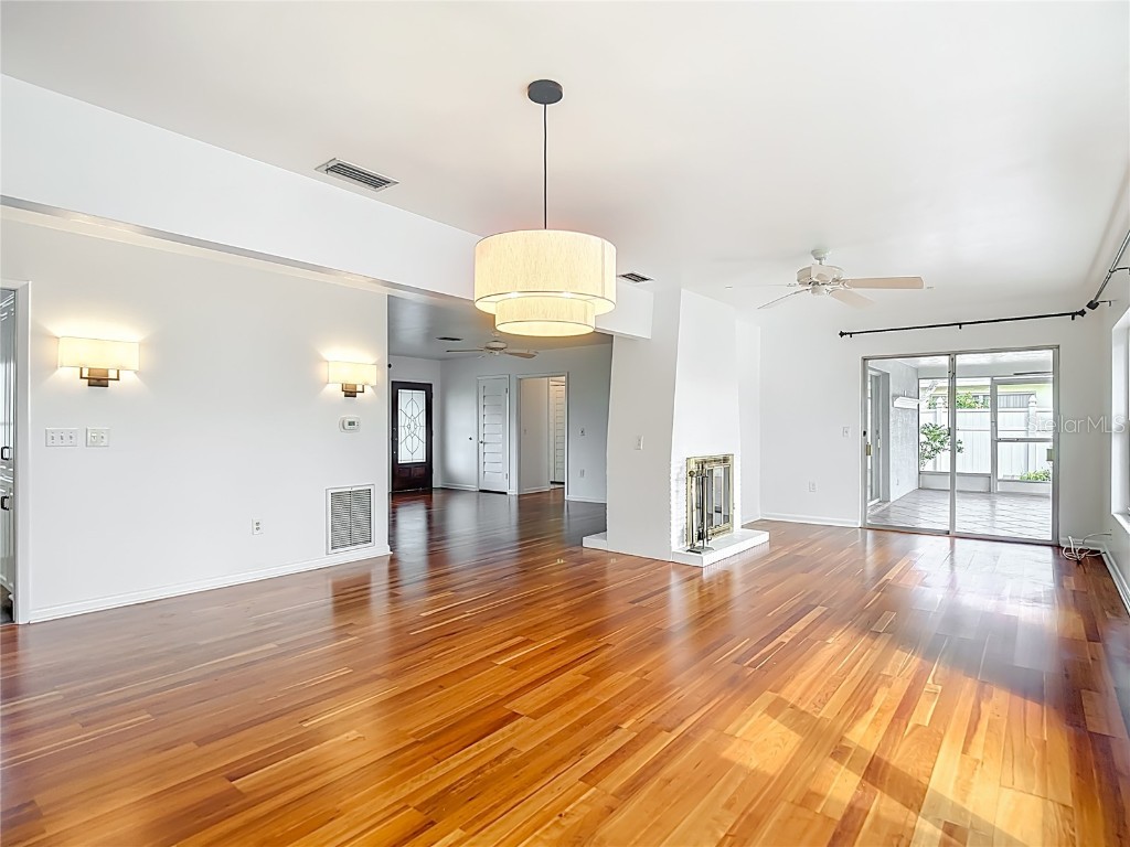 1133 Burke Avenue Dunedin FL 34698 TB8451251 image11