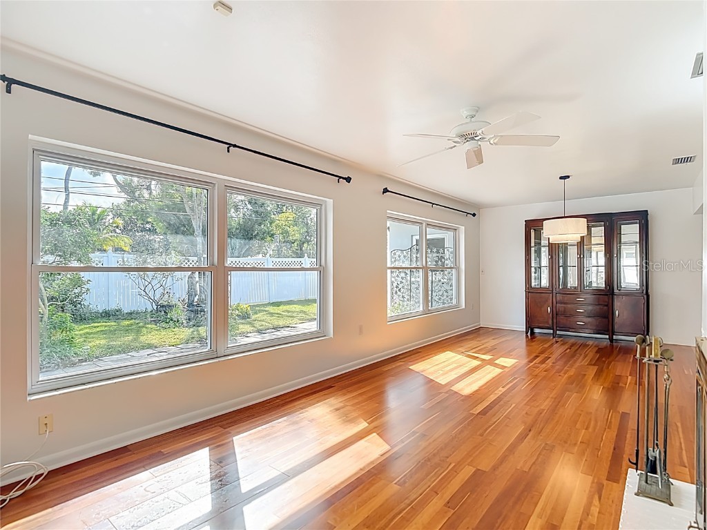 1133 Burke Avenue Dunedin FL 34698 TB8451251 image13