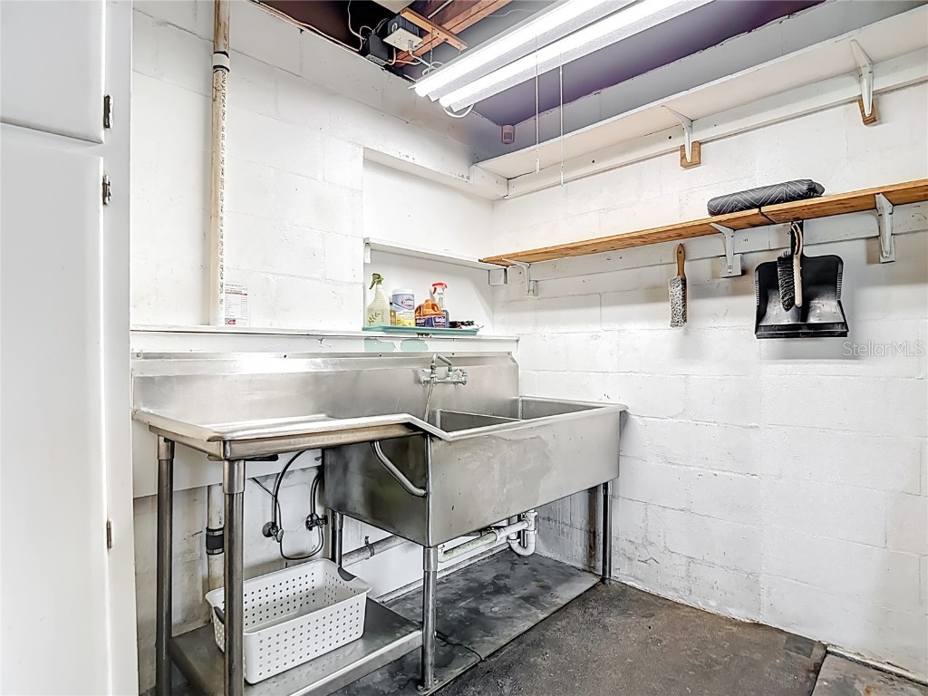 1133 Burke Avenue Dunedin FL 34698 TB8451251 image43