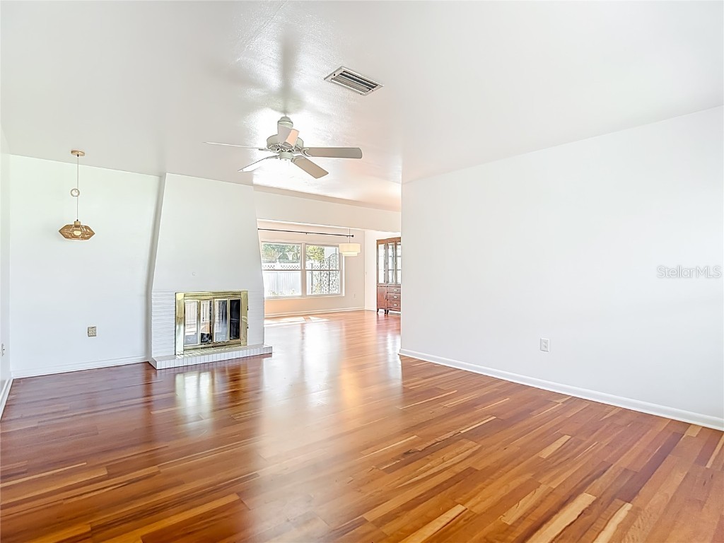 1133 Burke Avenue Dunedin FL 34698 TB8451251 image7