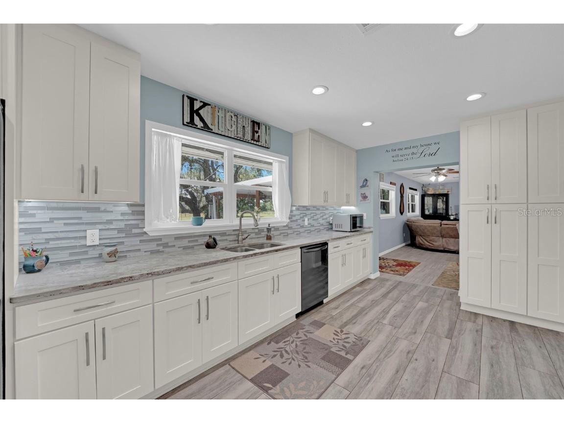 1133 Crescent Avenue Labelle FL 33935 C7512721 image32