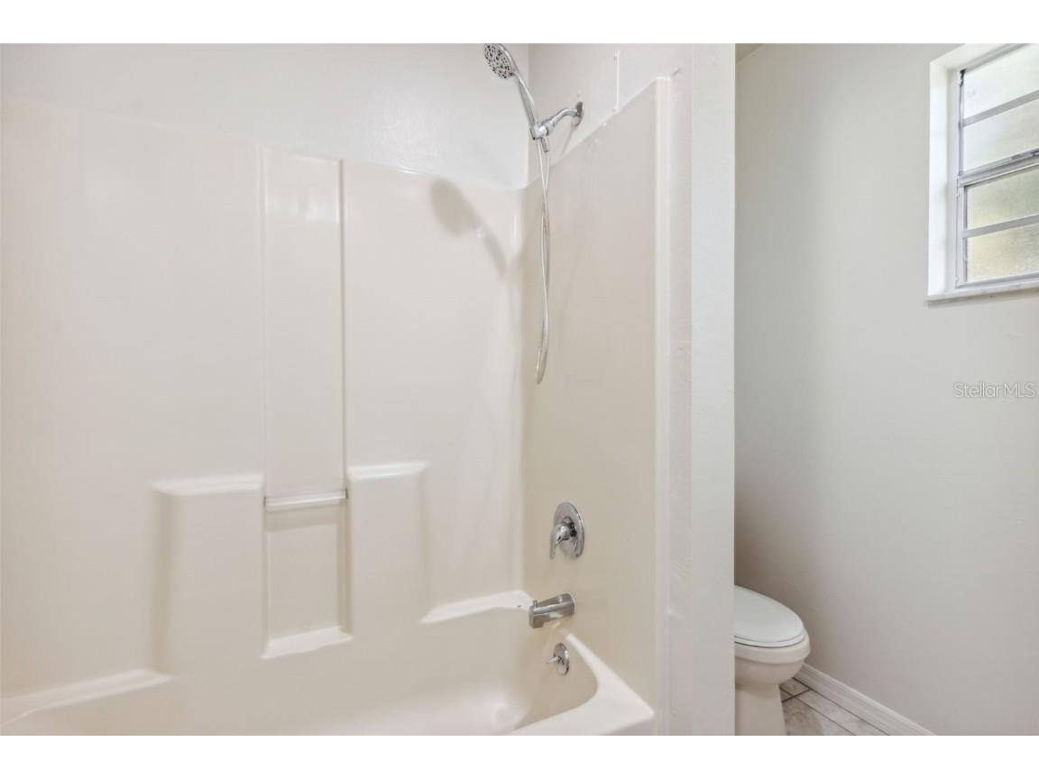 1133 Glenwood Road Deland FL 32720 V4937871 image73