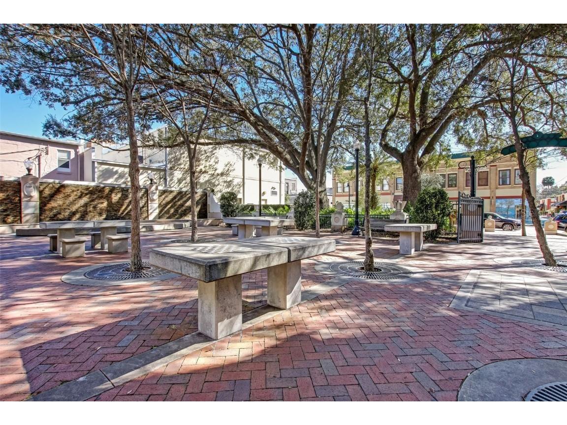 1133 Glenwood Road Deland FL 32720 V4937871 image87