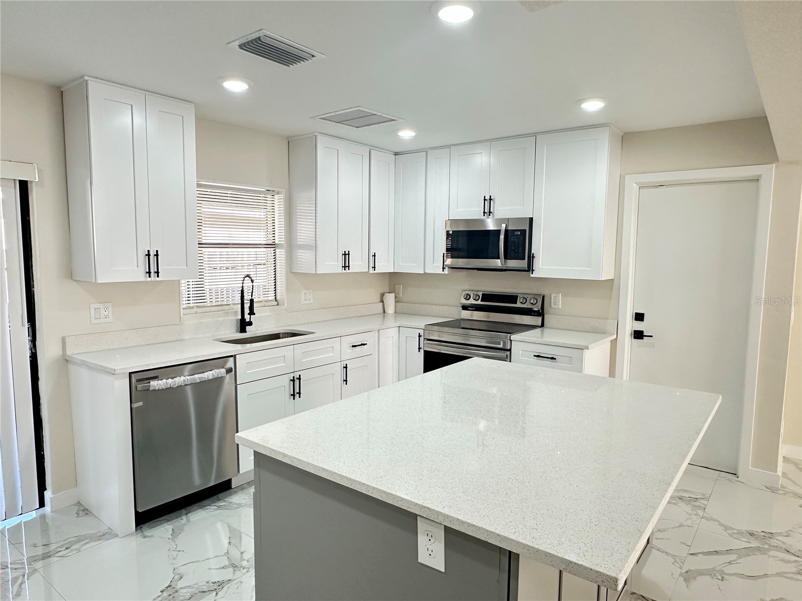 1133 Olympic Court Apopka FL 32712 O6398347 image8