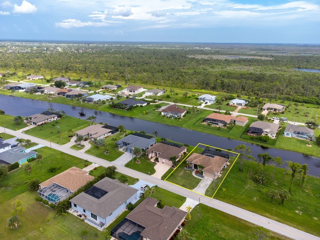 1133 Rotonda Circle Rotonda West FL 33947 - ROTONDA RIVER D6143357 image1