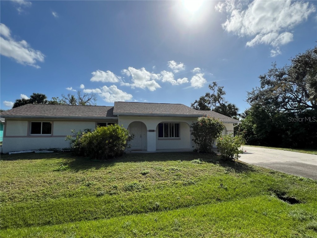 1133 Vinita Avenue Port Charlotte FL 33948 A4596797 image1