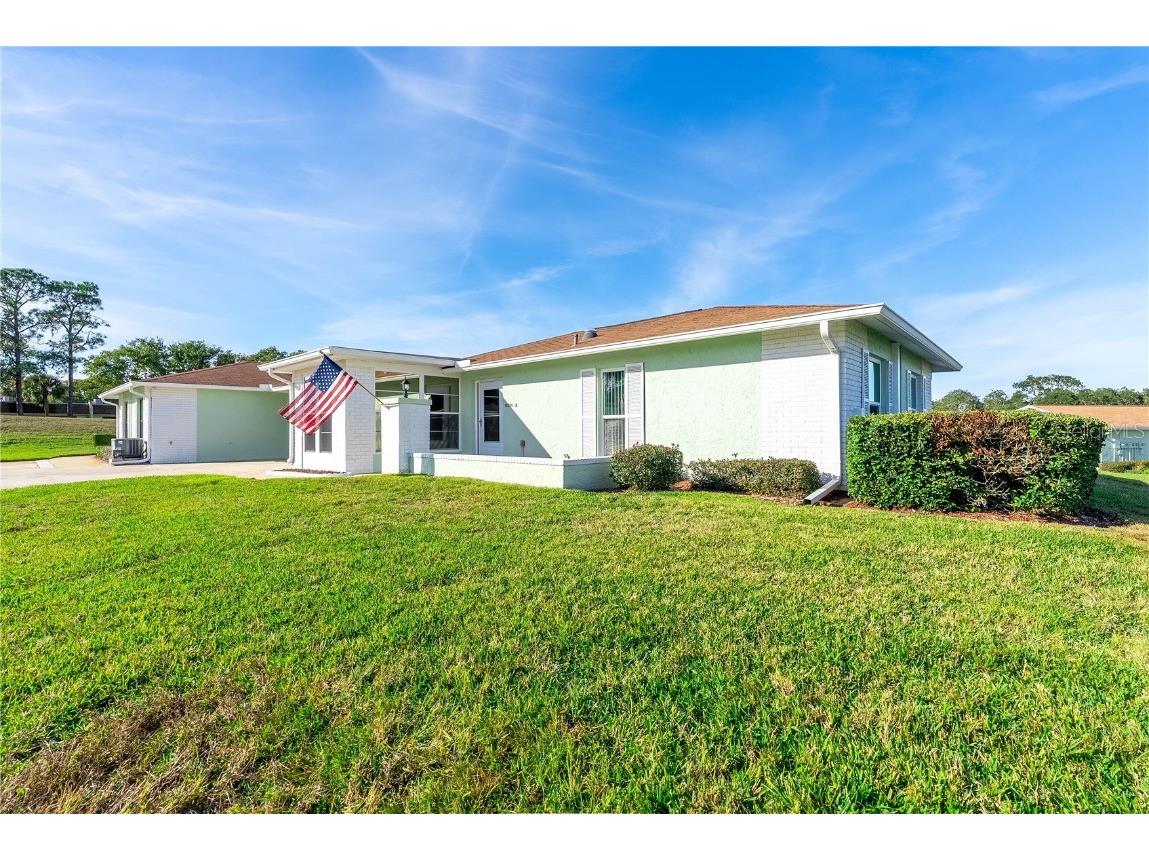 11331 Dollar Lake Drive #2 Port Richey FL 34668 W7861137 image1