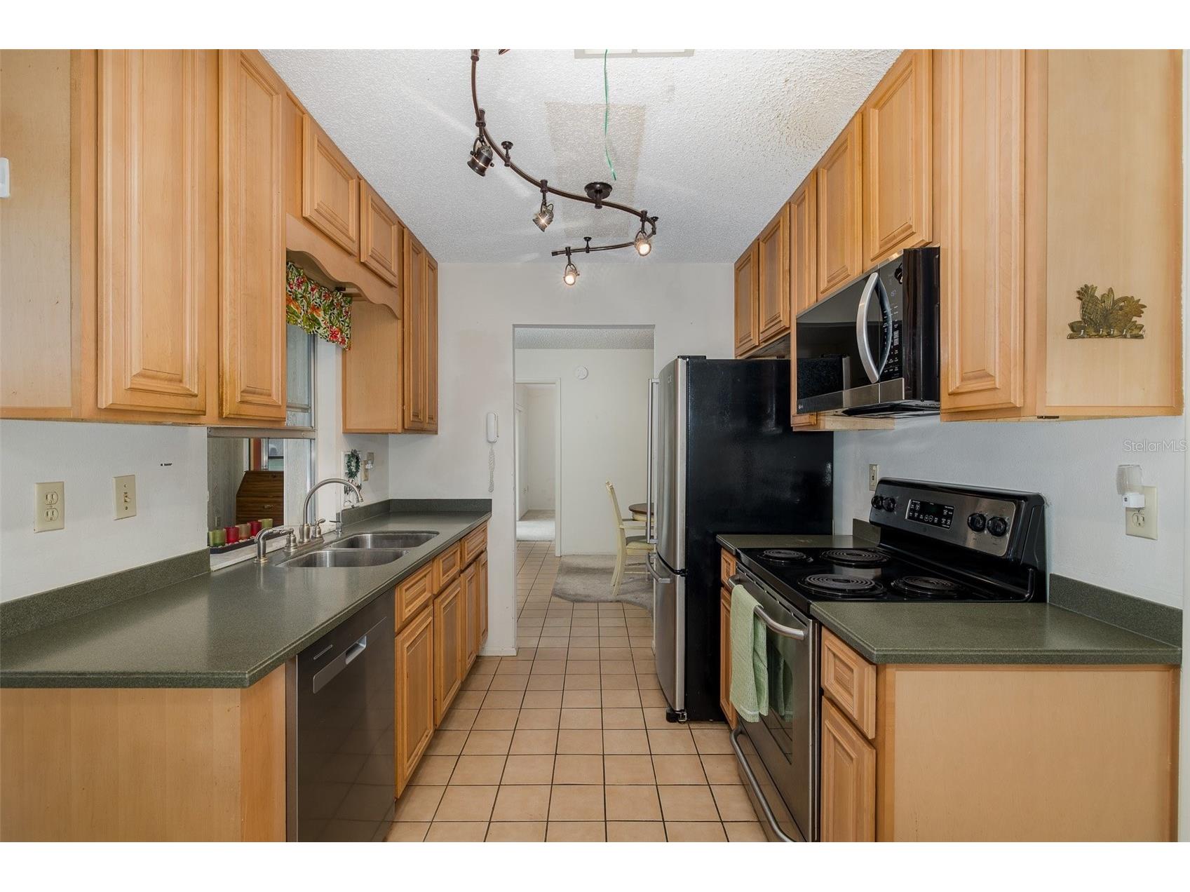 11334 Stansberry Drive Port Richey FL 34668 W7882999 image5