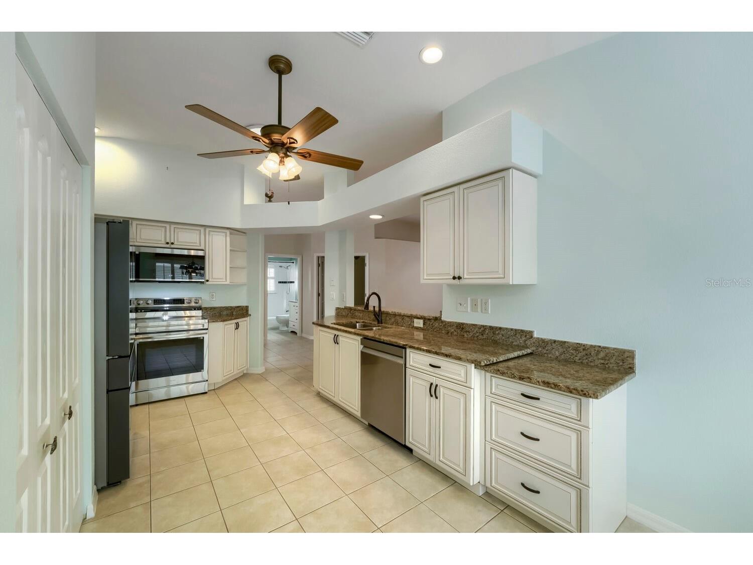11337 Clear Oak Cir New Port Richey FL 34654 TB8498575 image11