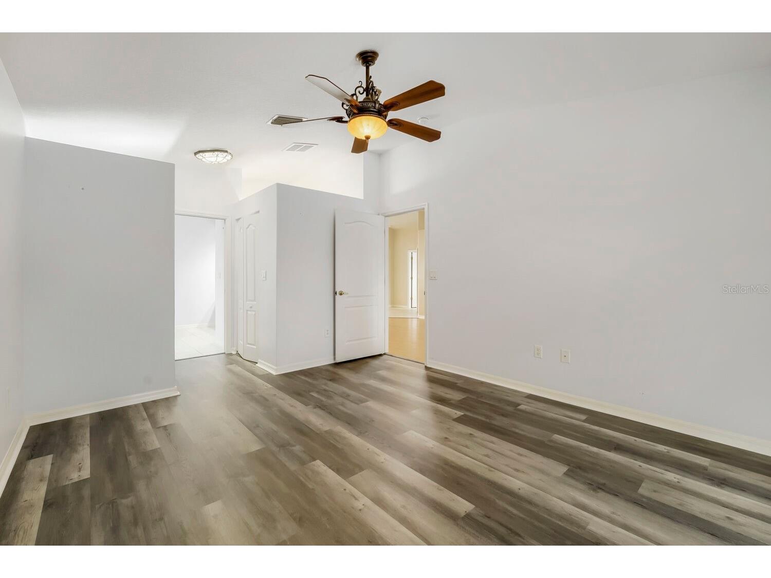 11337 Clear Oak Cir New Port Richey FL 34654 TB8498575 image24