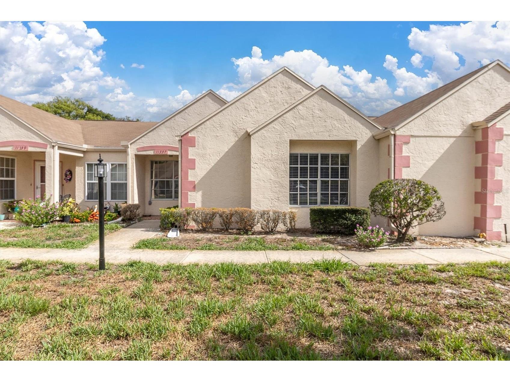 11337 Versailles Lane Port Richey FL 34668 W7887228 image1
