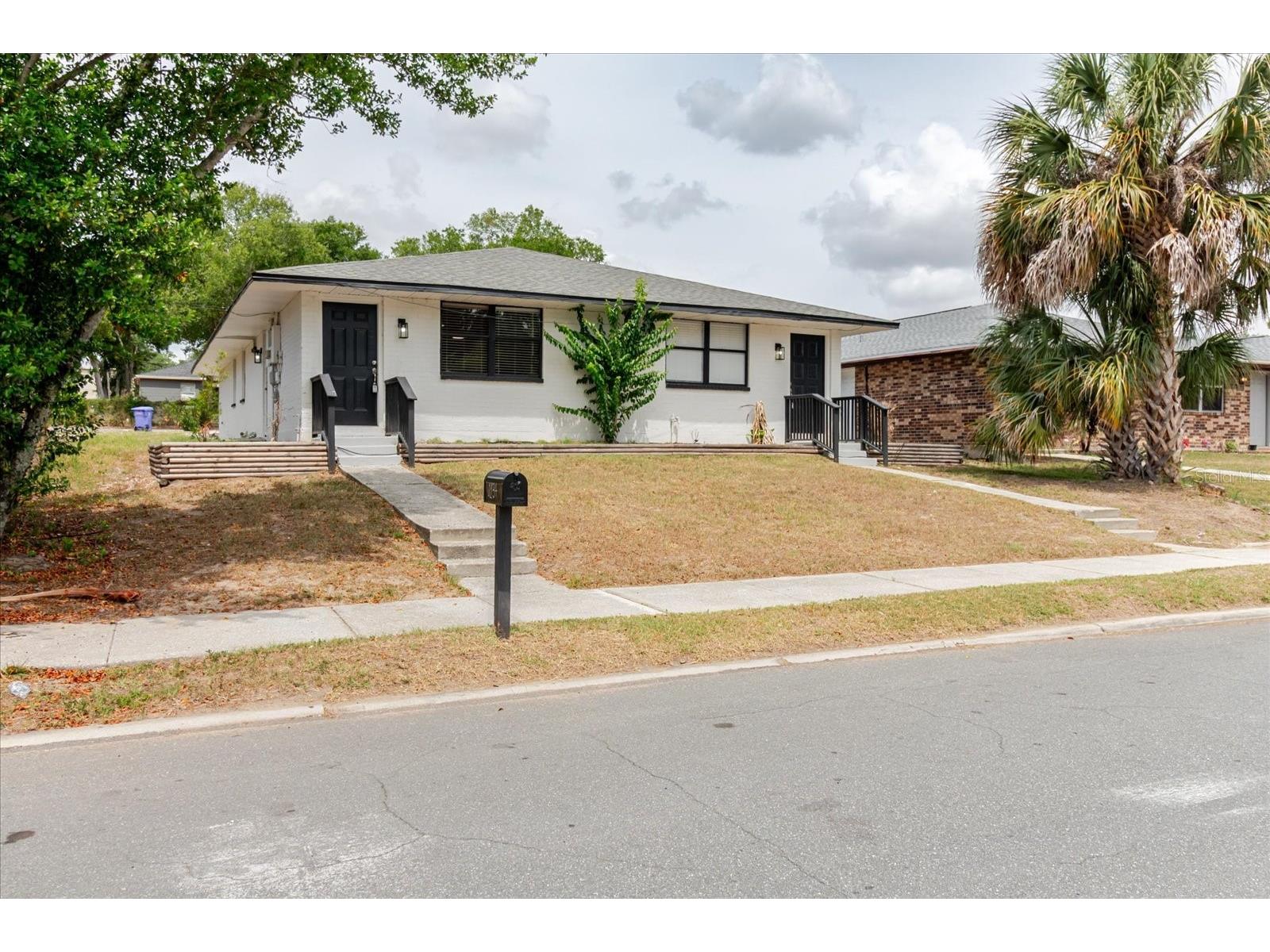 1134-1136 Gilmore Avenue Lakeland FL 33805 TB8512374 image2