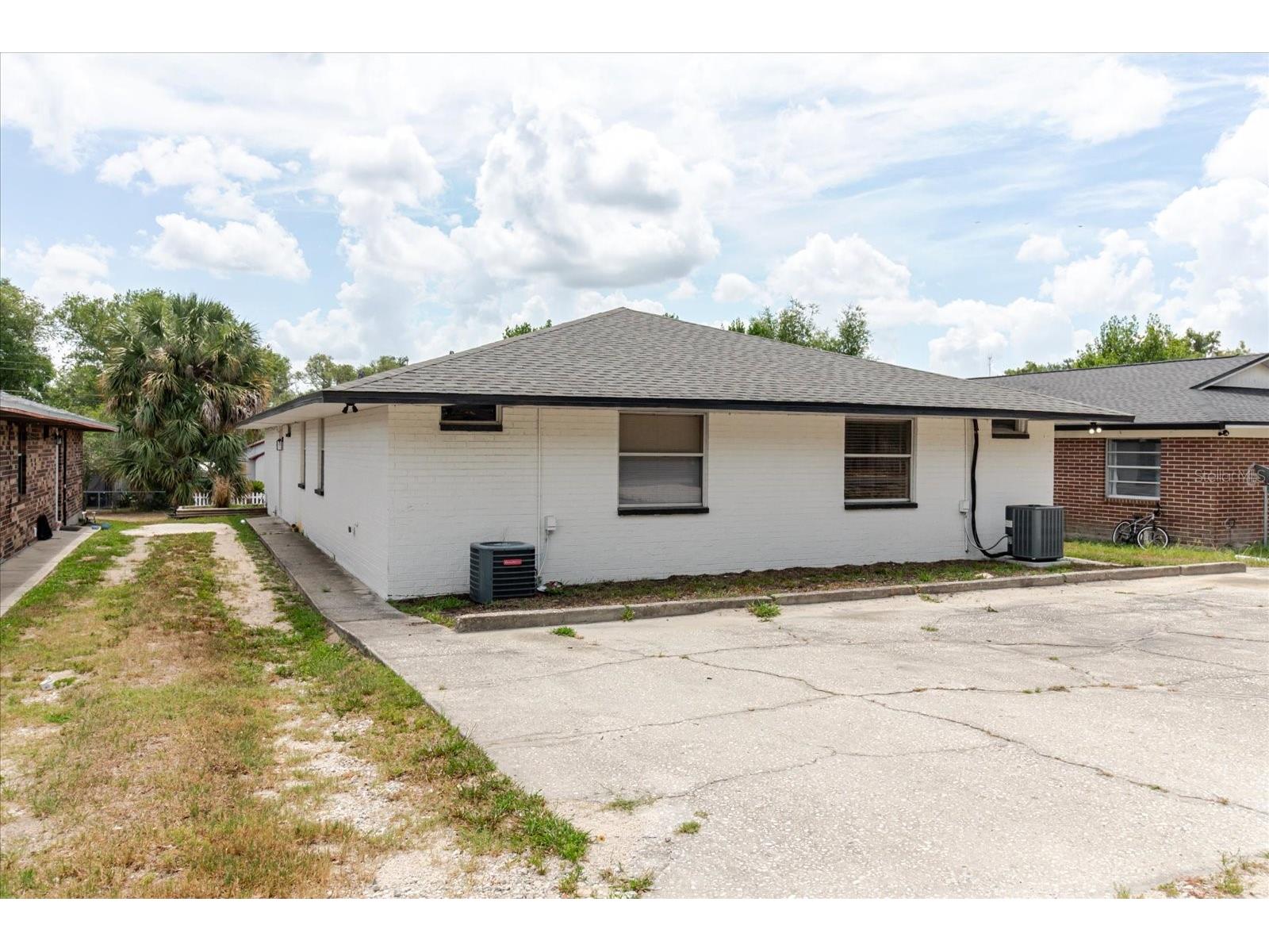 1134-1136 Gilmore Avenue Lakeland FL 33805 TB8512374 image52