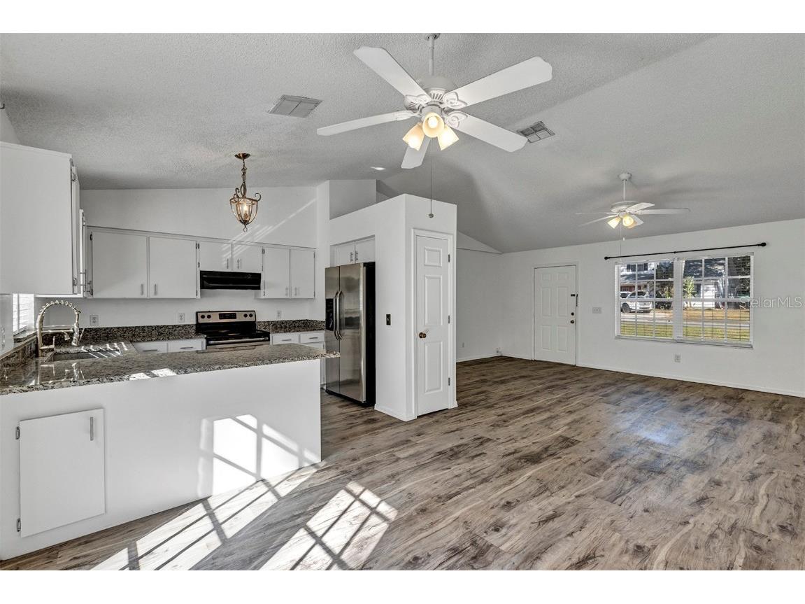 1134 E 10th Avenue Mount Dora FL 32757 V4946052 image11