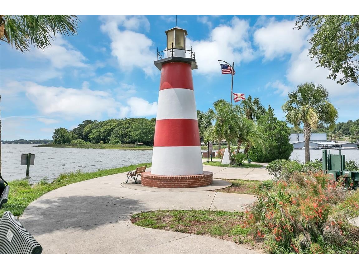 1134 E 10th Avenue Mount Dora FL 32757 V4946052 image40