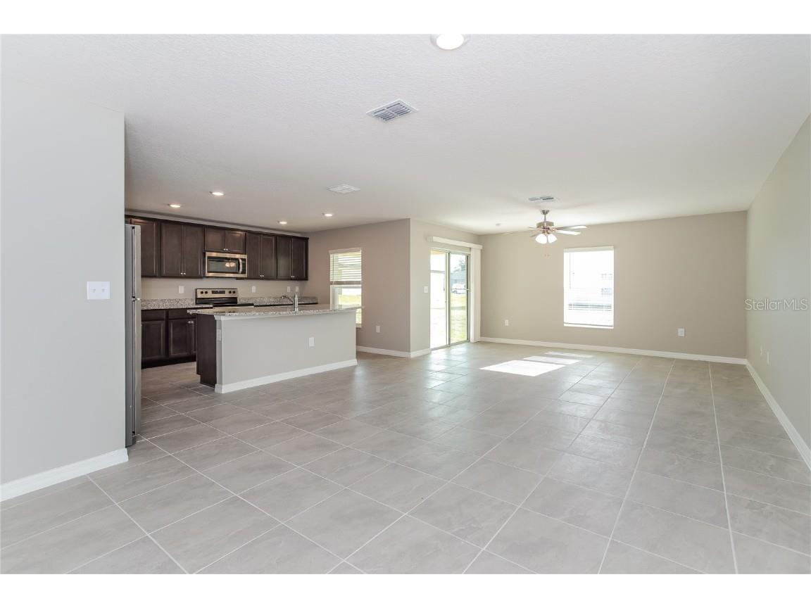 1134 Union Avenue Mascotte FL 34753 O6329642 image3