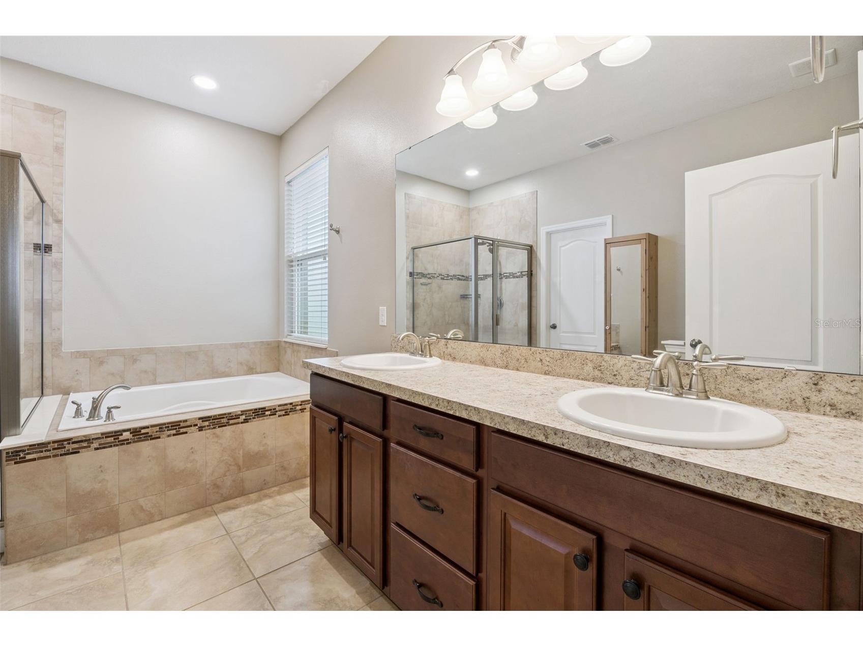 1134 White Water Bay Drive Groveland FL 34736 O6393558 image28