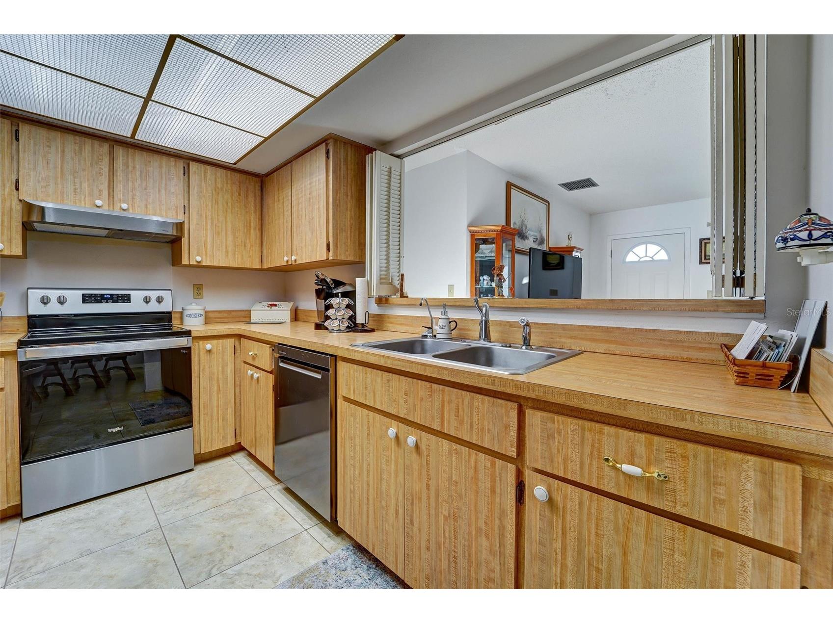 11340 Dollar Lake Drive #2 Port Richey FL 34668 W7884402 image2