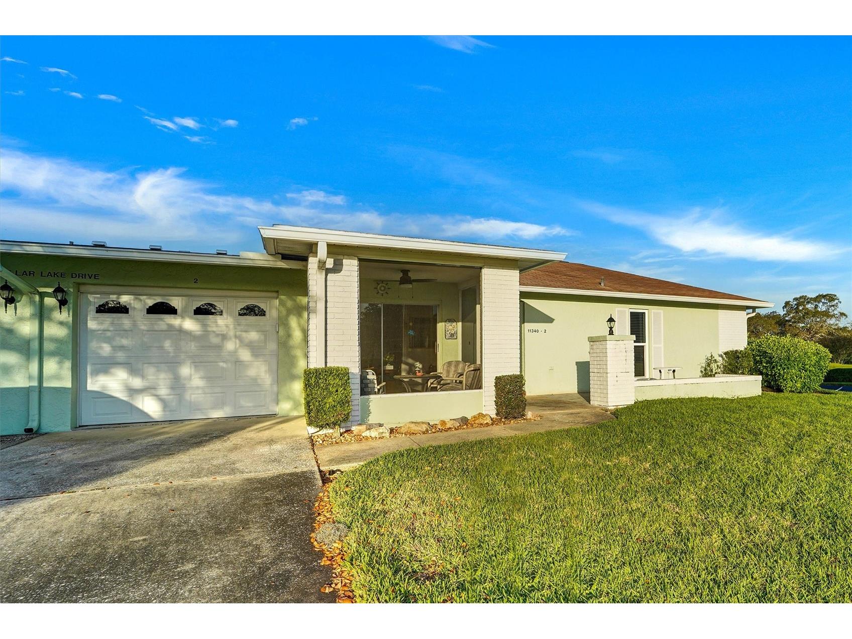 11340 Dollar Lake Drive #2 Port Richey FL 34668 W7884402 image4