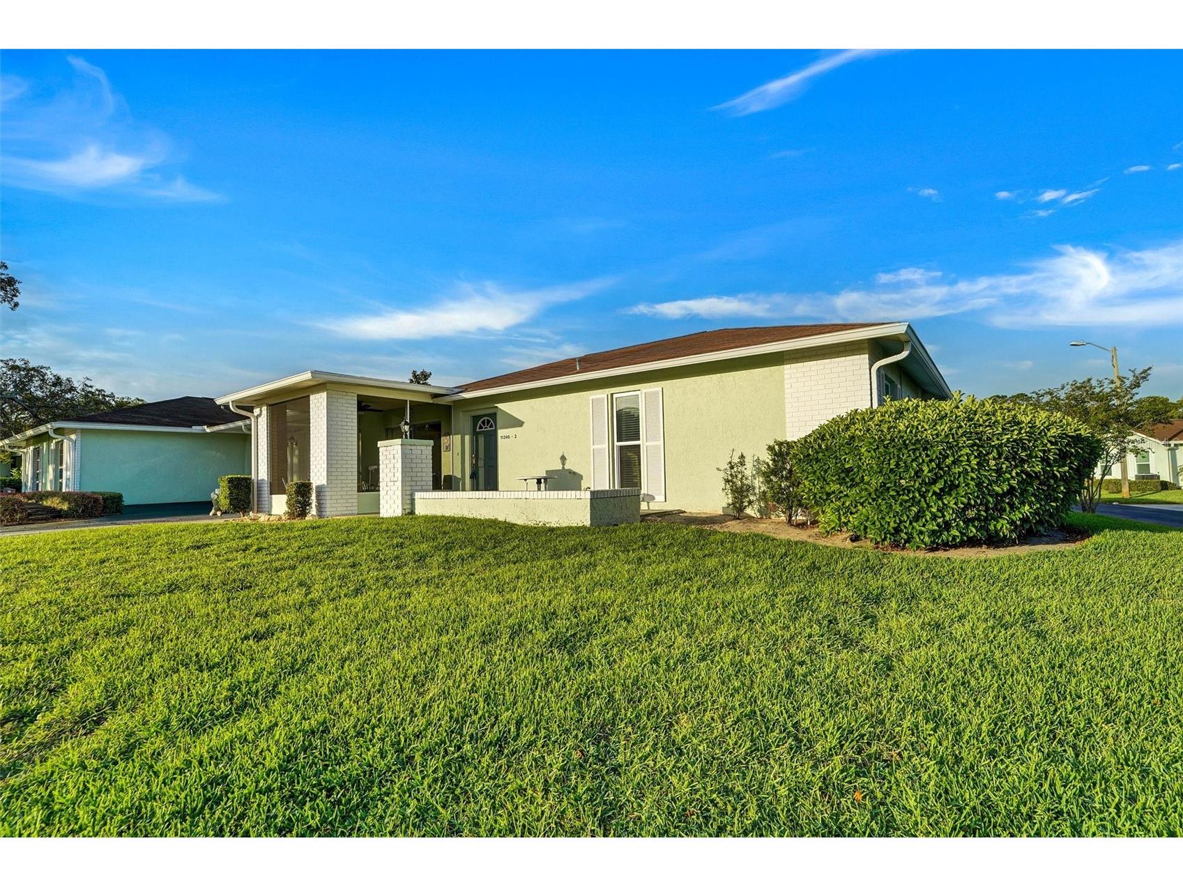 11340 Dollar Lake Drive #2 Port Richey FL 34668 W7884402 image5