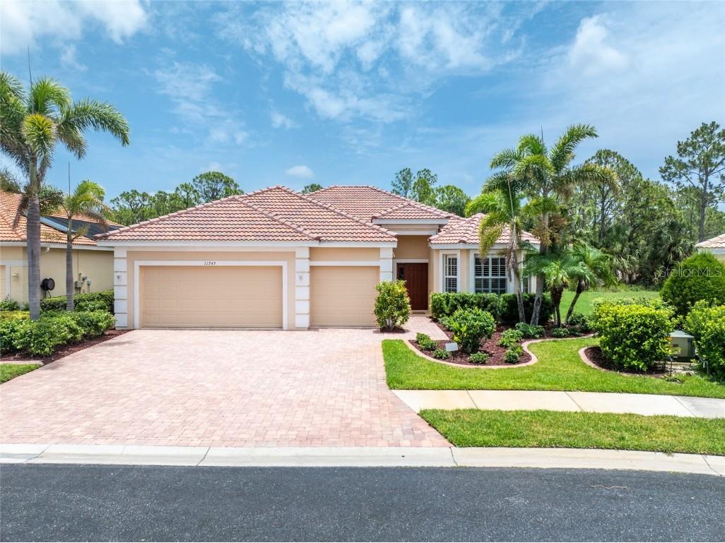 11343 Dancing River Drive Venice FL 34292 TB8398256 image1
