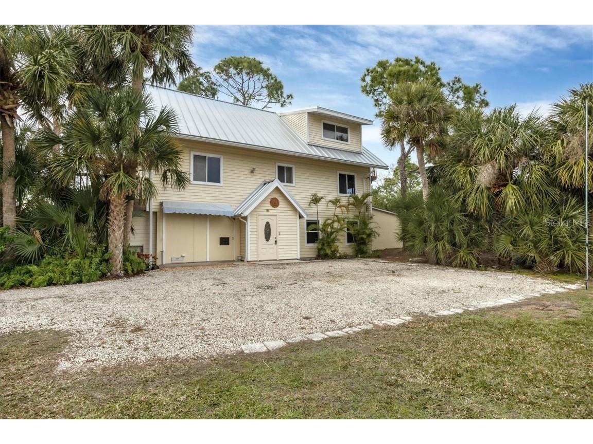 11346 Chalet Avenue Englewood FL 34224 D6133990 image1