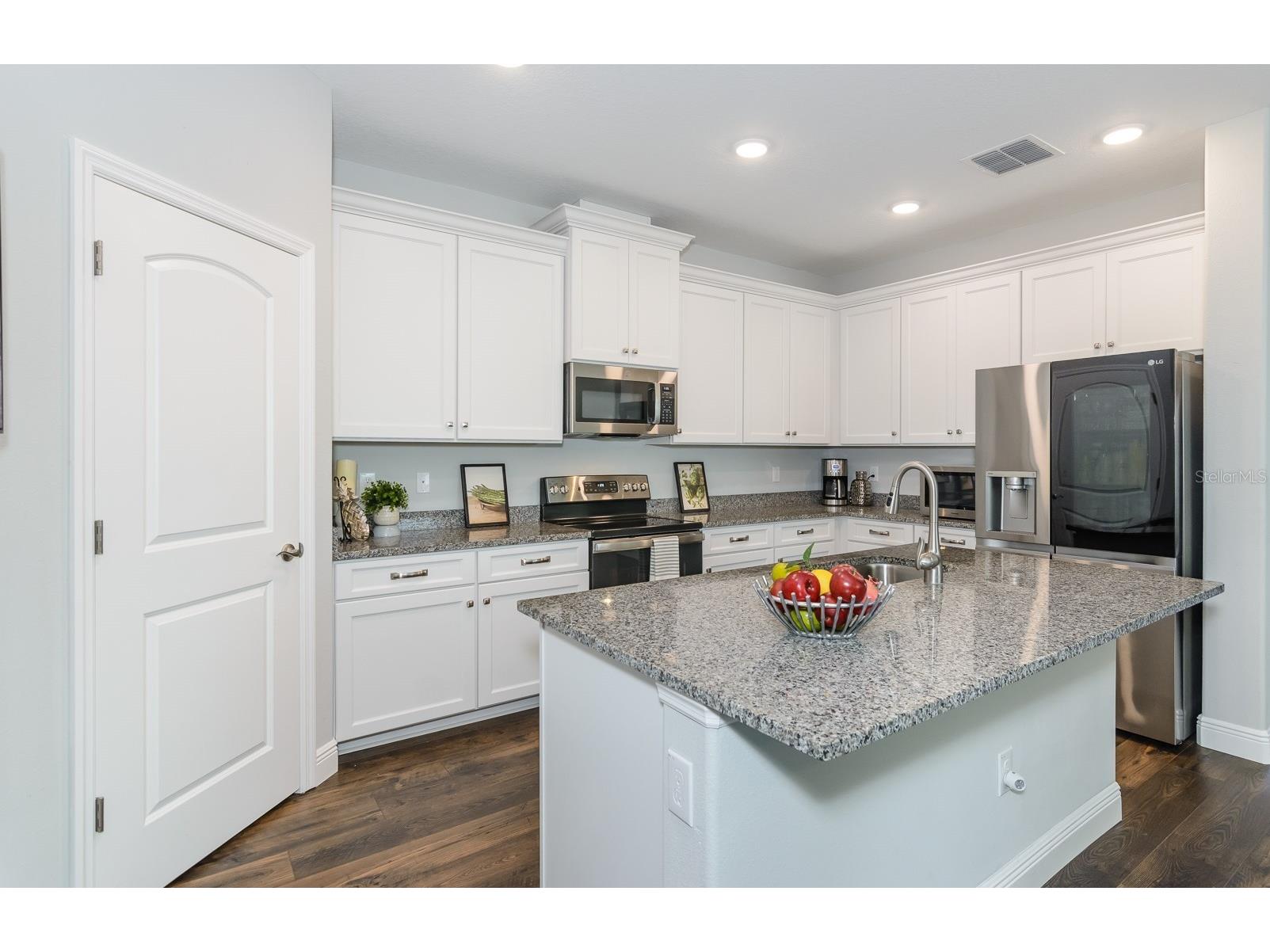 11347 Weaver Hollow Road New Port Richey FL 34654 TB8473592 image15