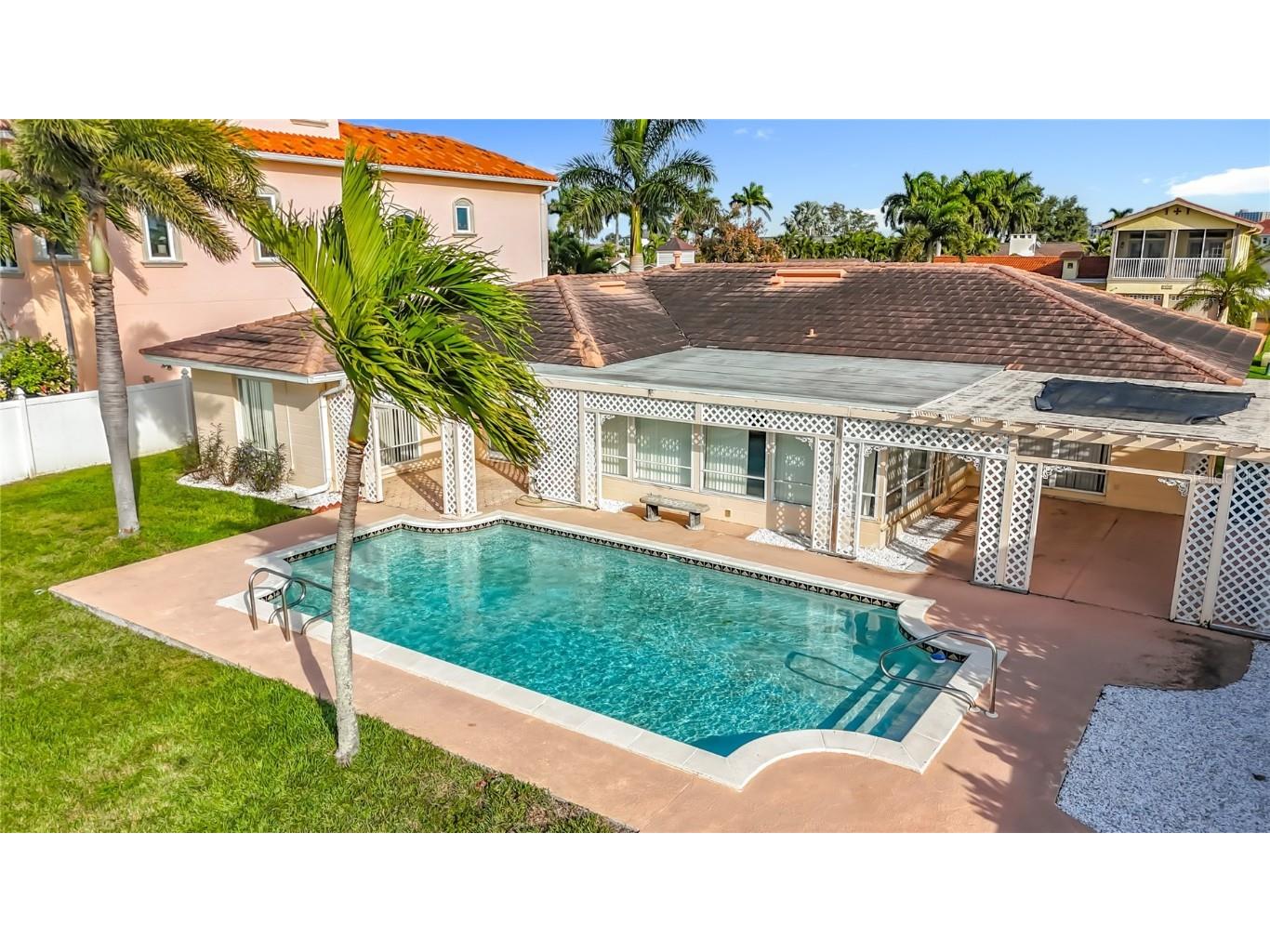 1135 81st Street S Saint Petersburg FL 33707 - BOCA CIEGA BAY TB8451865 image4