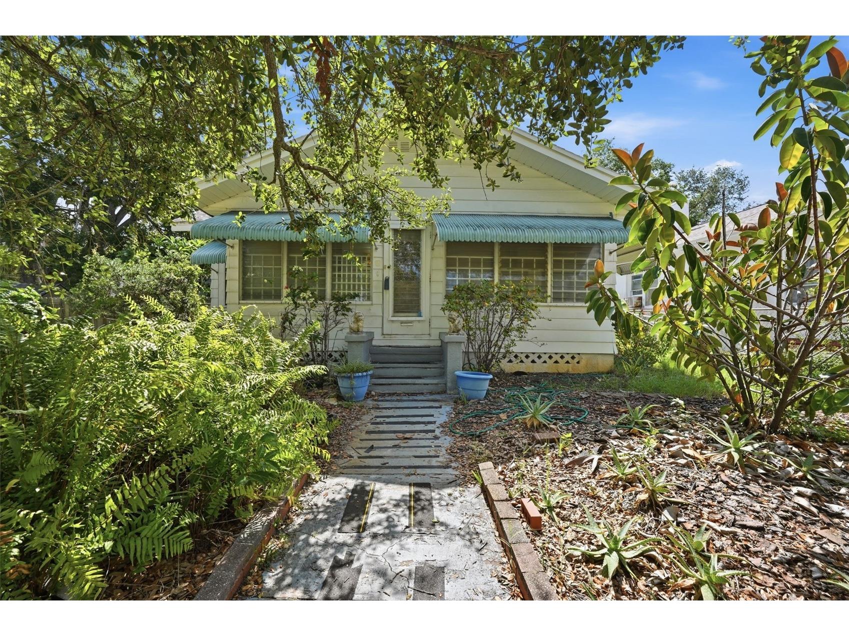 1135 Crescent Lake Drive N Saint Petersburg FL 33701 TB8517005 image1