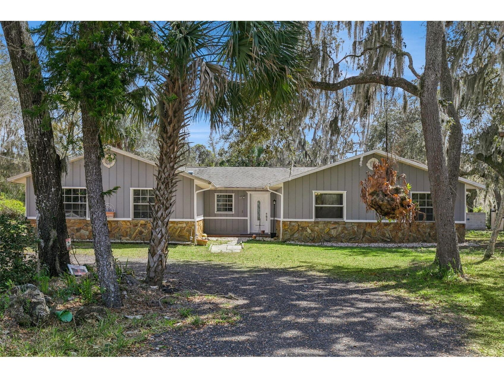 1135 E State Road 46 Geneva FL 32732 O6391085 image1