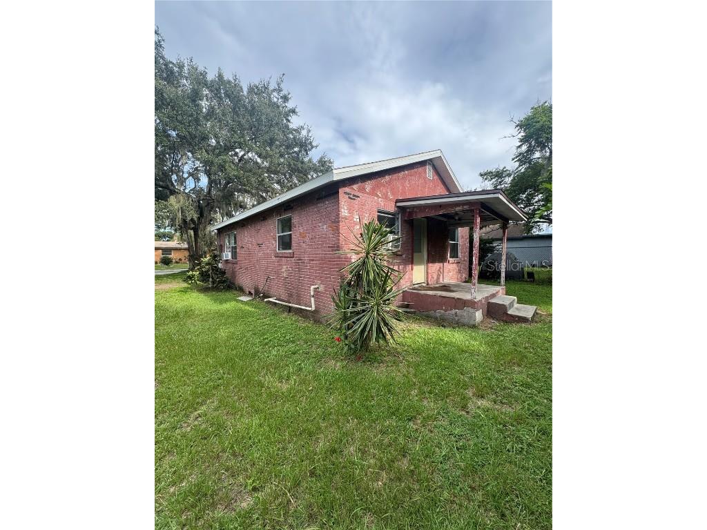 1135 Fairview Avenue Bartow FL 33830 L4955680 image2