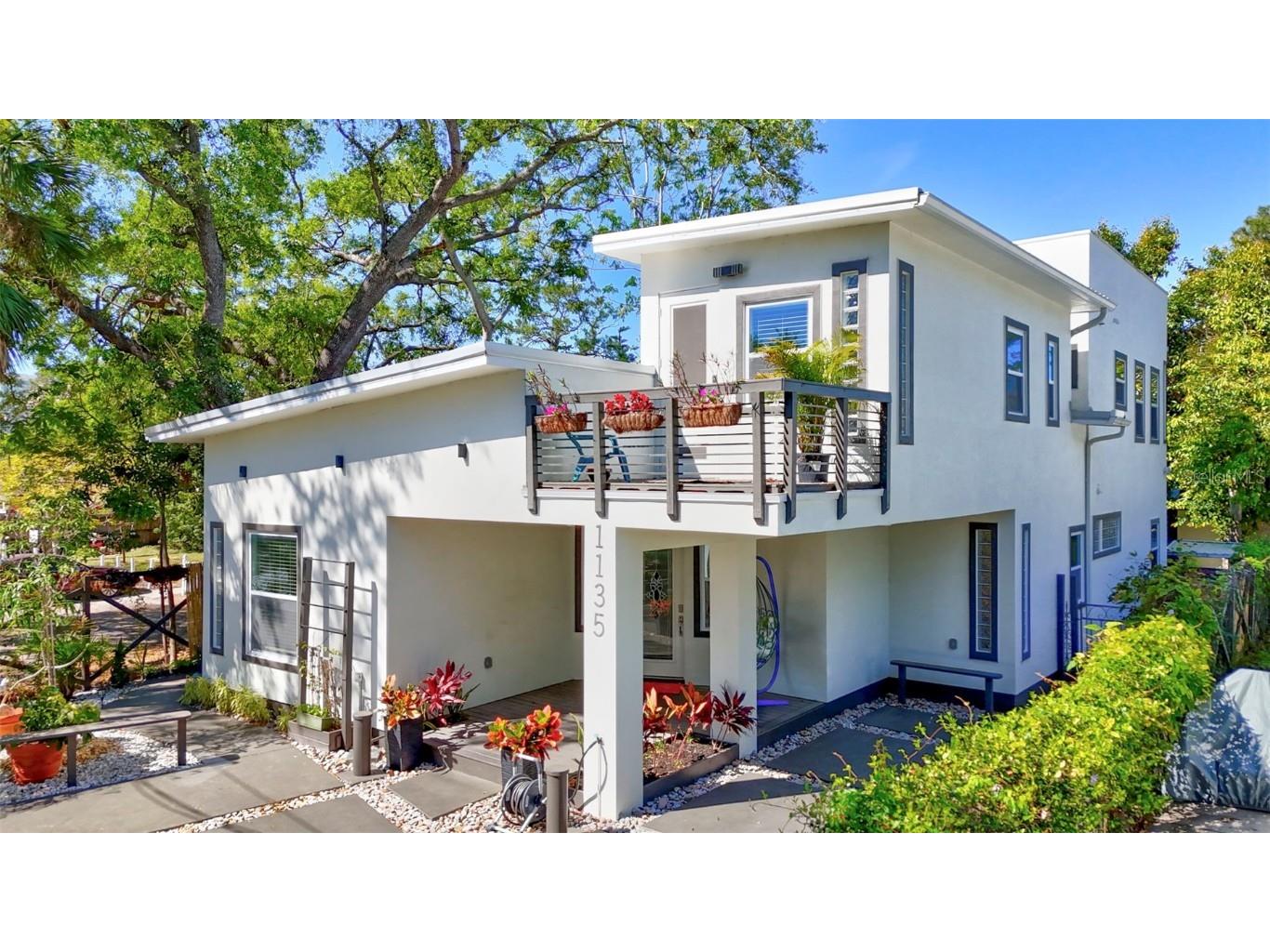 1135 Florida Avenue Sarasota FL 34236 A4643398 image1