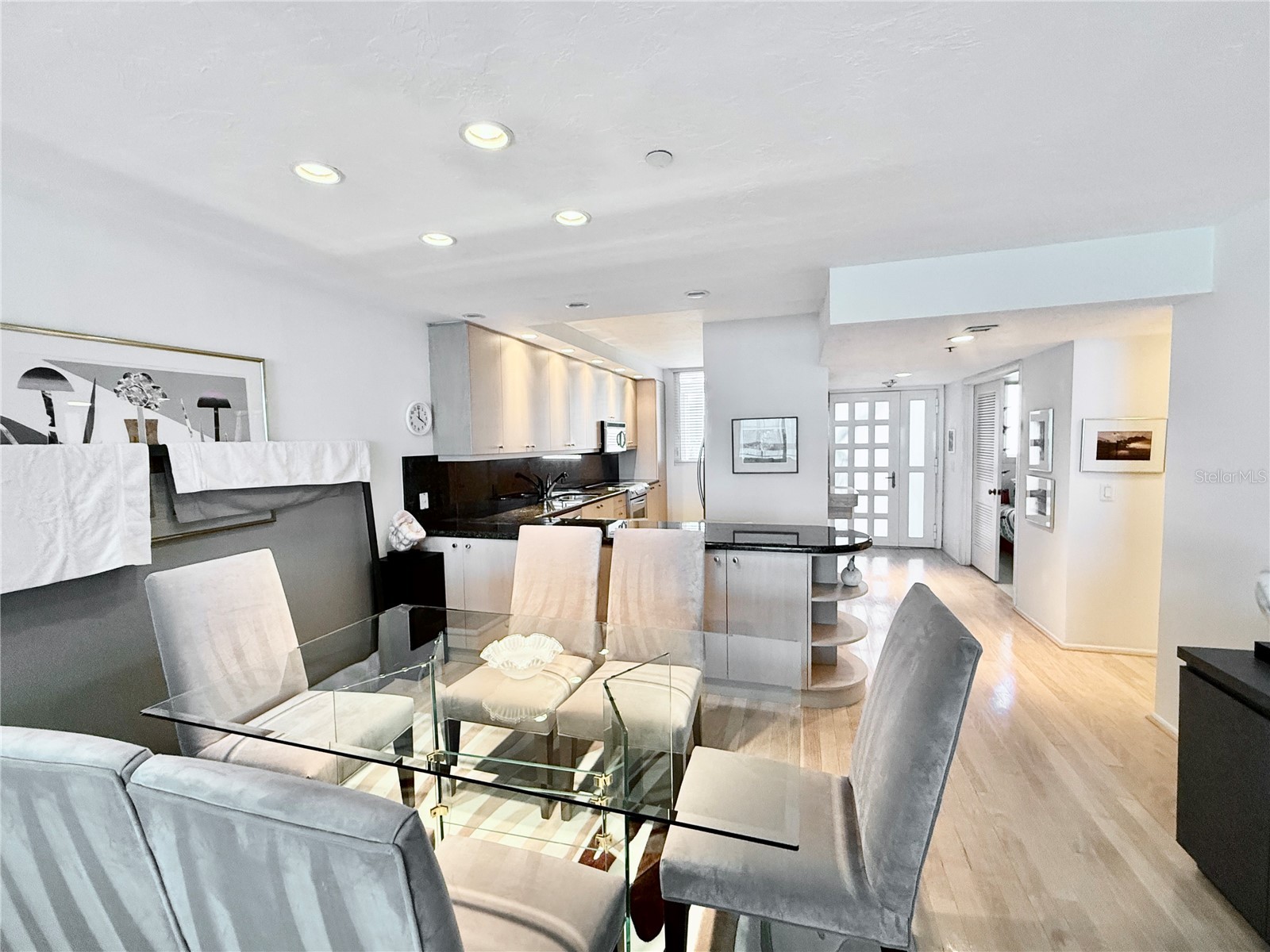 1135 Gulf Of Mexico Drive #505 Longboat Key FL 34228 A4694362 image7