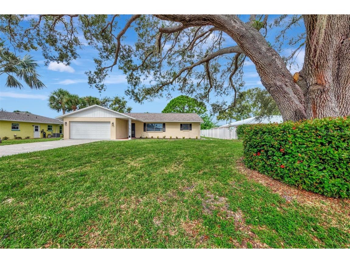 1135 Ketch Lane Venice FL 34285 N6130352 image1
