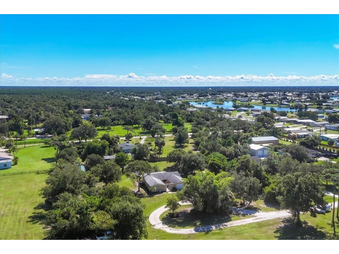 1135 Range Road Englewood FL 34224 D6143941 image1