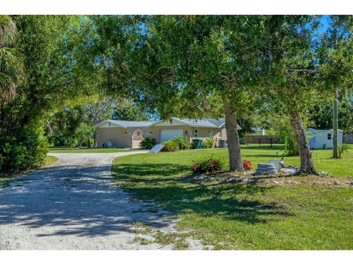 1135 Range Road Englewood FL 34224 D6143941 image8
