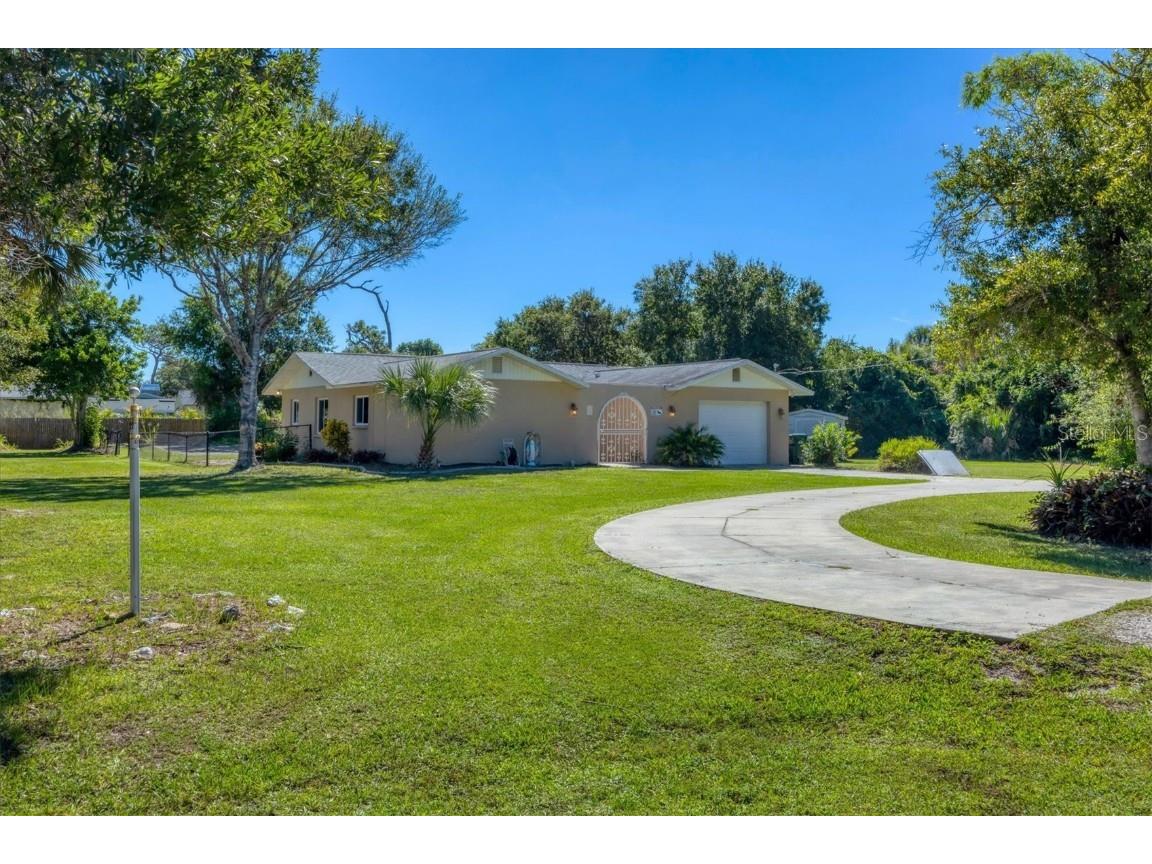 1135 Range Road Englewood FL 34224 D6143941 image9