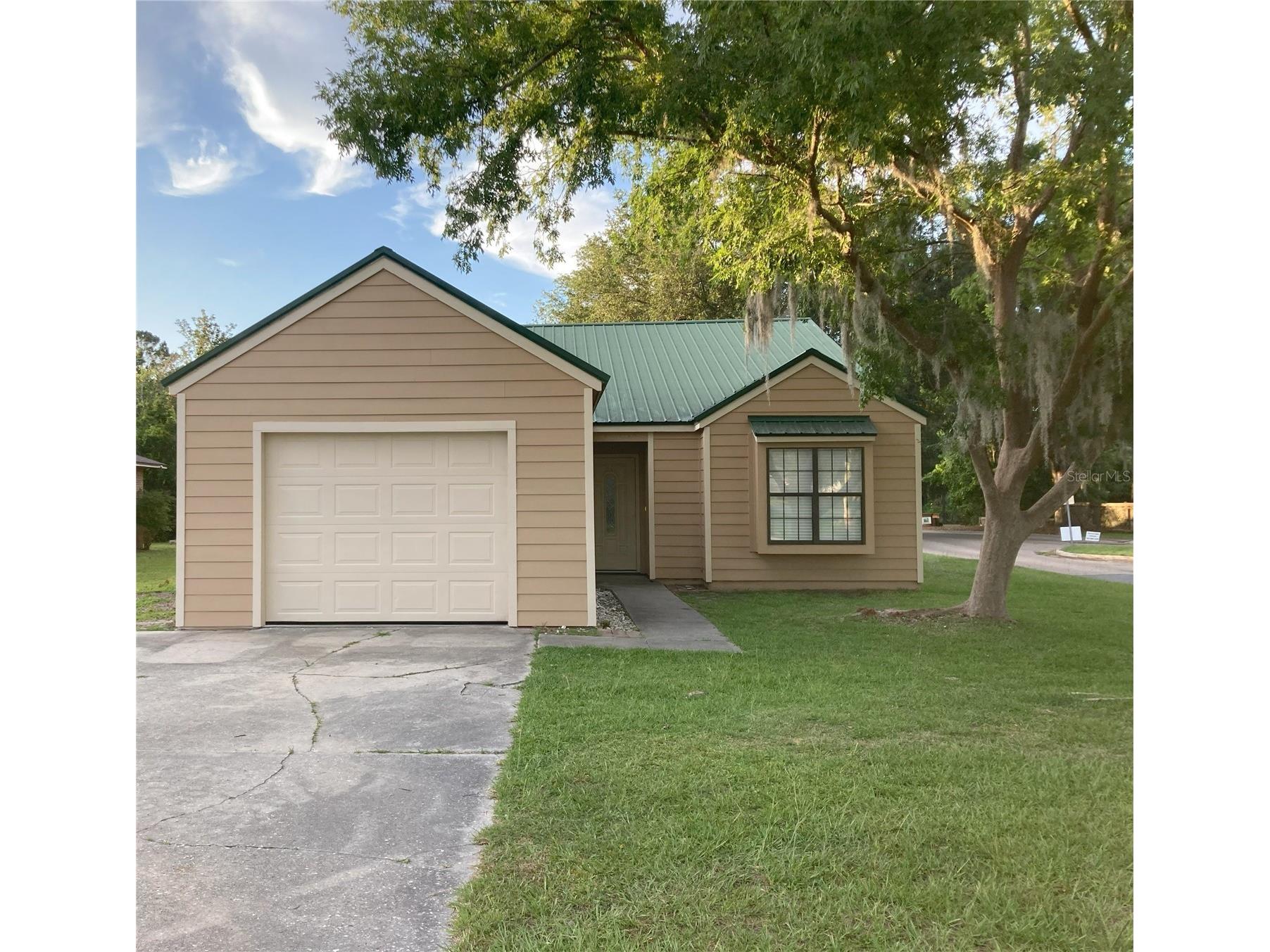 1135 SW Fairfax Glen Lake City FL 32025 A4676631 image1