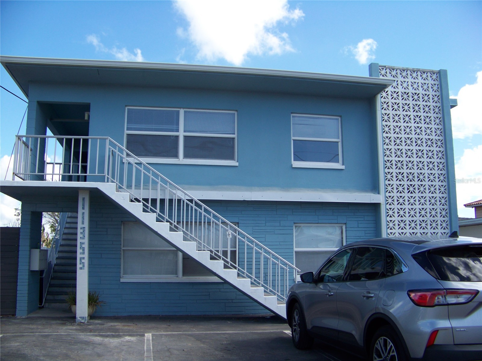 11355 3rd Street E Treasure Island FL 33706 TB8490313 image1