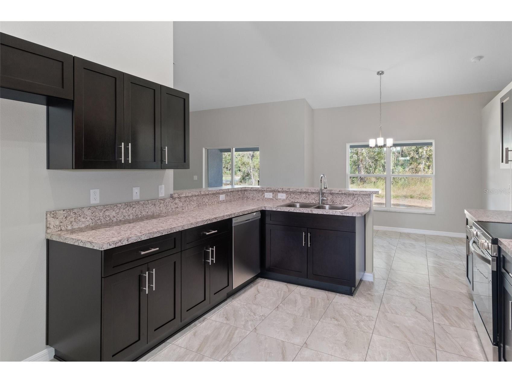 11357 Latchwood Avenue Weeki Wachee FL 34614 W7884017 image14