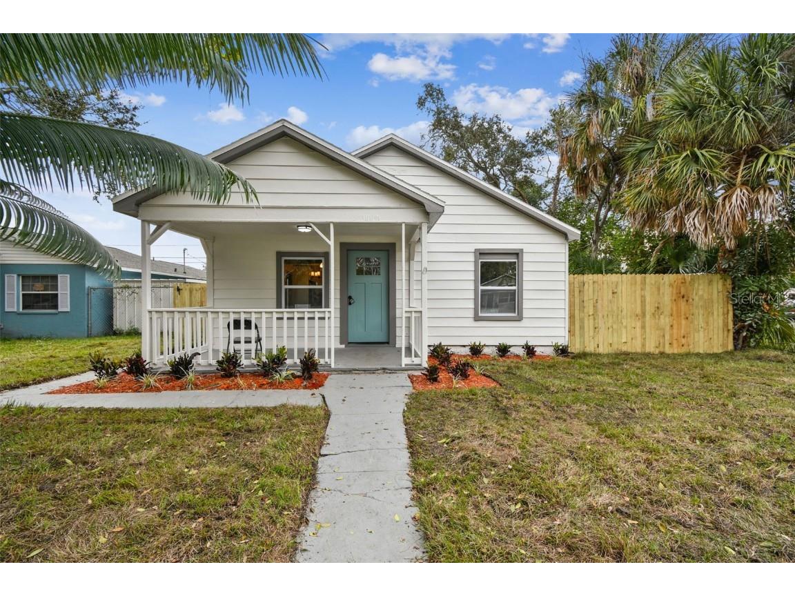 1136 16th Avenue S Saint Petersburg FL 33705 U8228813 image1