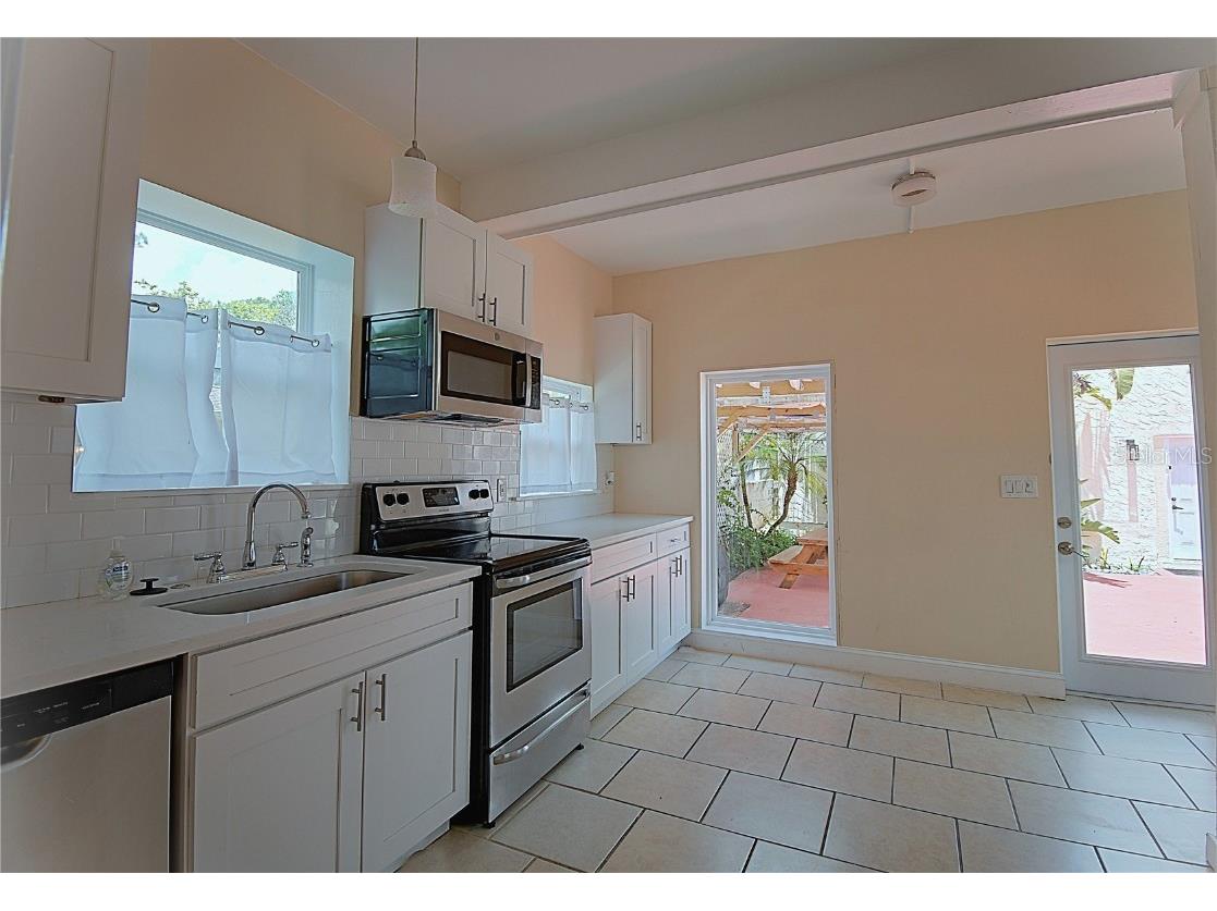 1136 Australia Avenue Daytona Beach FL 32114 V4945965 image15