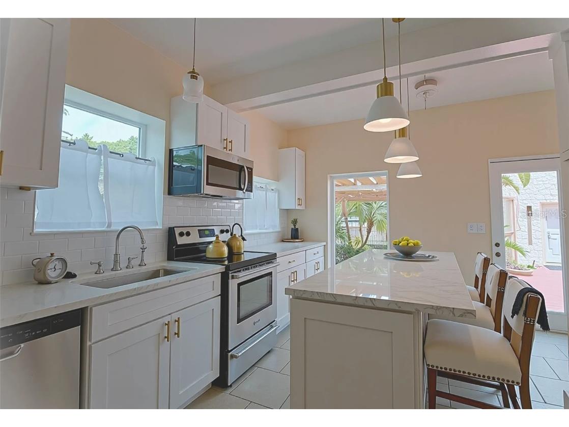 1136 Australia Avenue Daytona Beach FL 32114 V4945965 image16