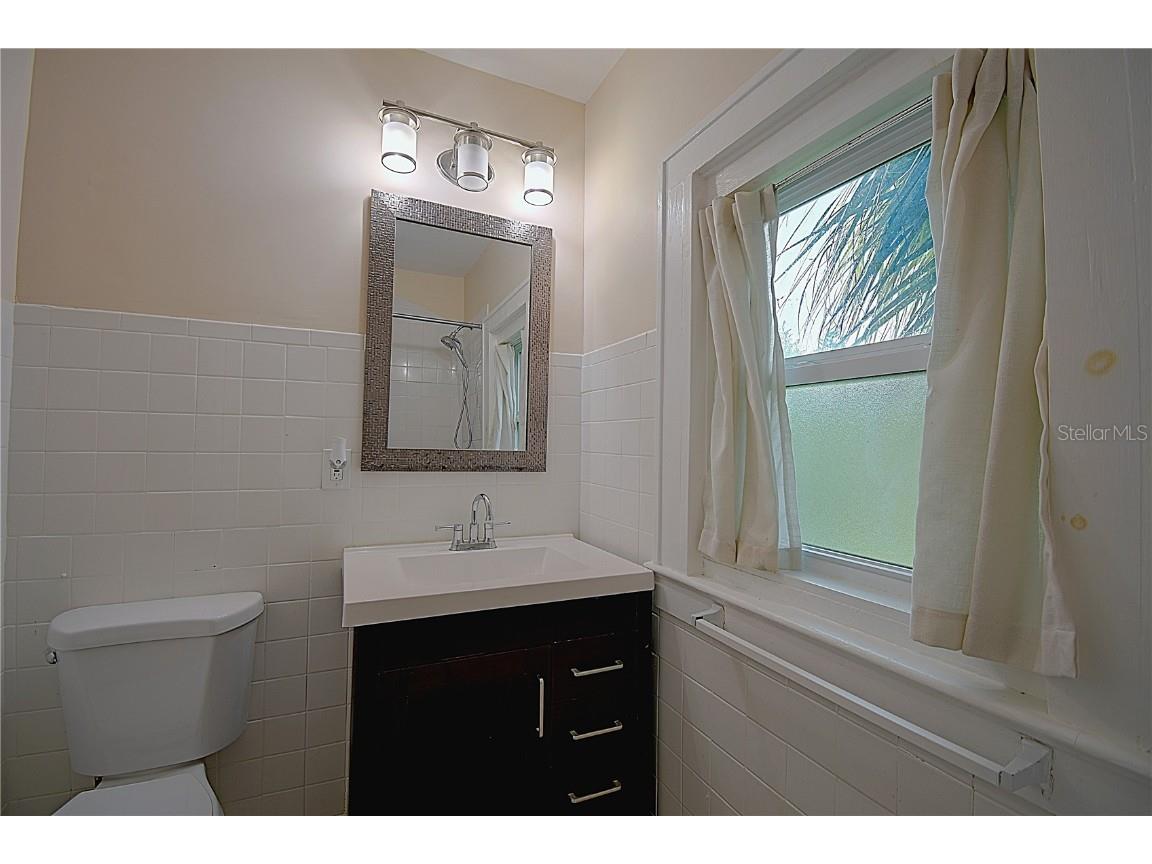 1136 Australia Avenue Daytona Beach FL 32114 V4945965 image26