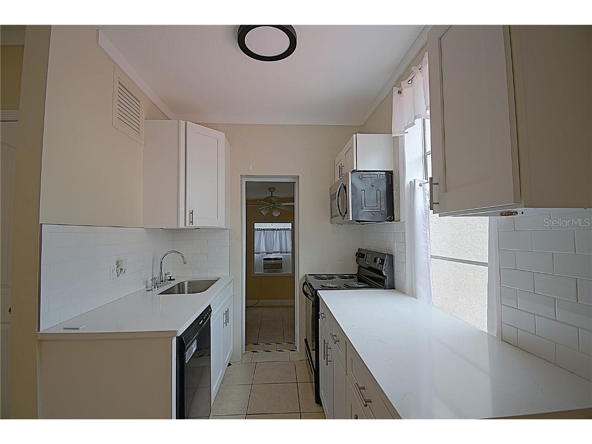 1136 Australia Avenue Daytona Beach FL 32114 V4945965 image29